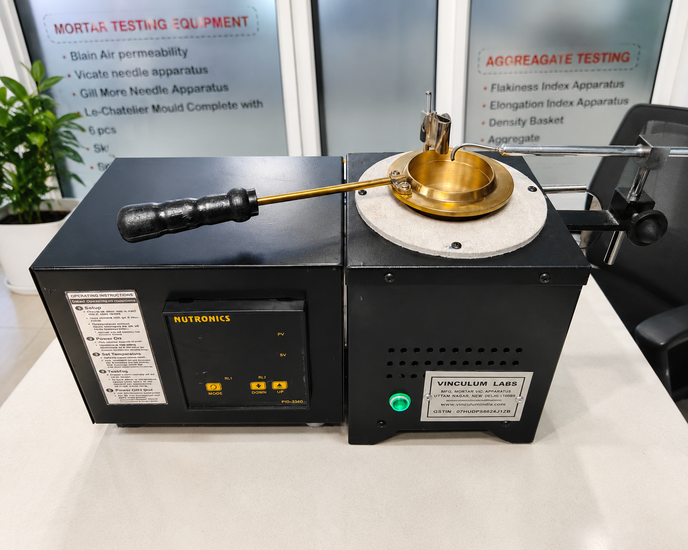 Digital Flash and Fire Point Apparatus